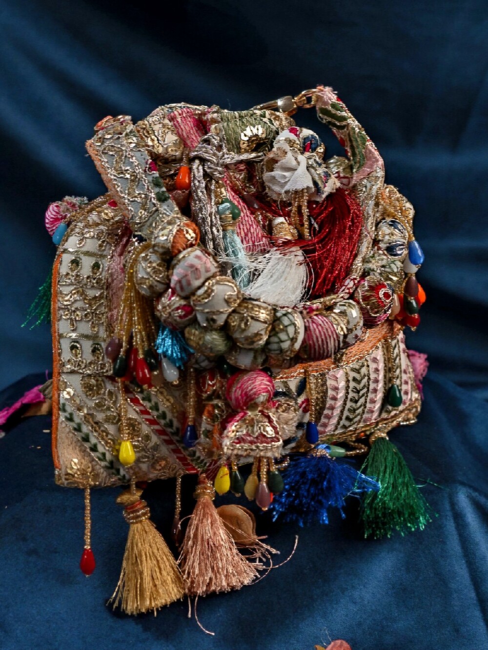 Boho Embroidered Tassel Drawstring Bag - Multicolor